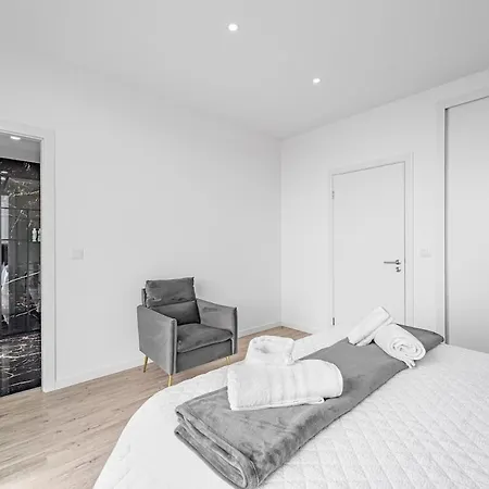 Ribeiro Modern Luxury Panoramic Ocean View Villa