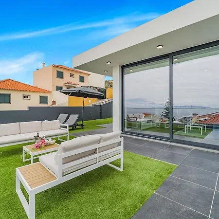 Villa Ribeiro Modern Luxury Panoramic Ocean View