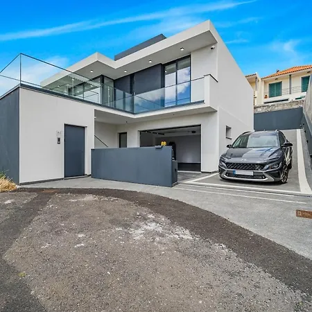 Villa Ribeiro Modern Luxury Panoramic Ocean View *